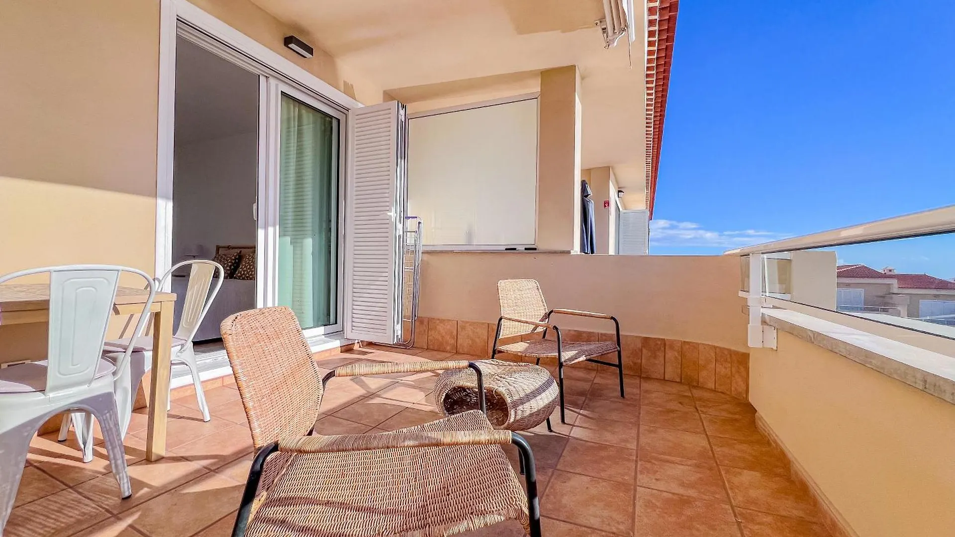 Apartment Sunset Paradise - 1 Bedroom With Ocean Views And Pool, Pa74 Puerto de Santiago  Spain