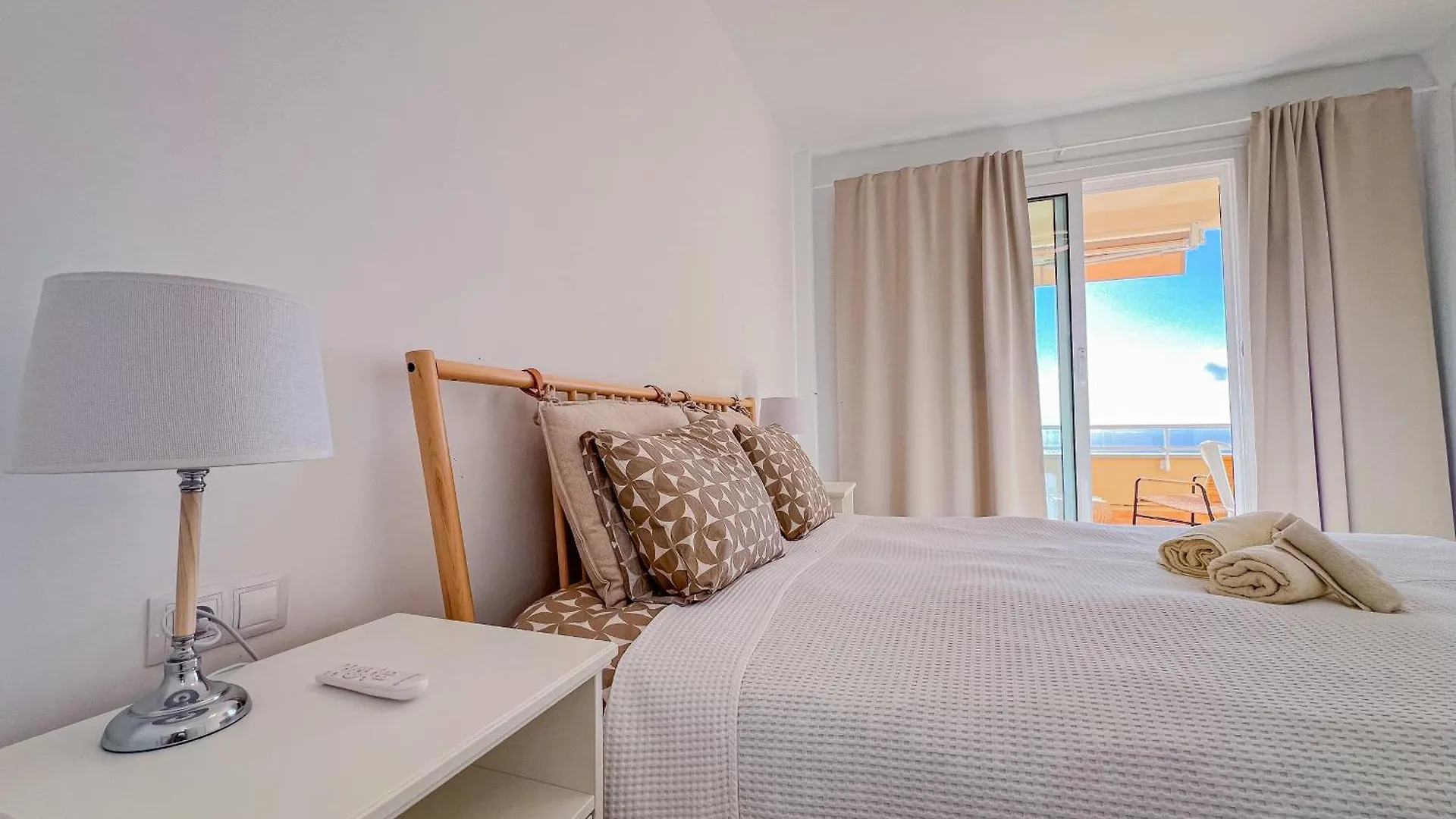 Sunset Paradise - 1 Bedroom With Ocean Views And Pool, Pa74 Puerto de Santiago