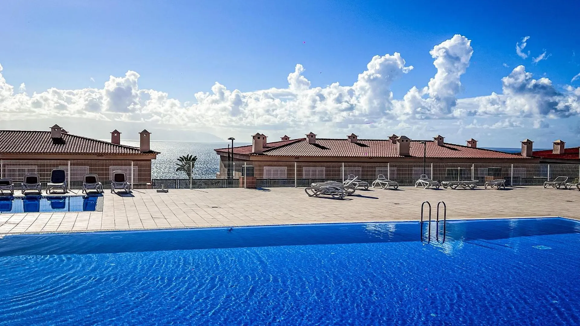 Sunset Paradise - 1 Bedroom With Ocean Views And Pool, Pa74 Puerto de Santiago  Apartment